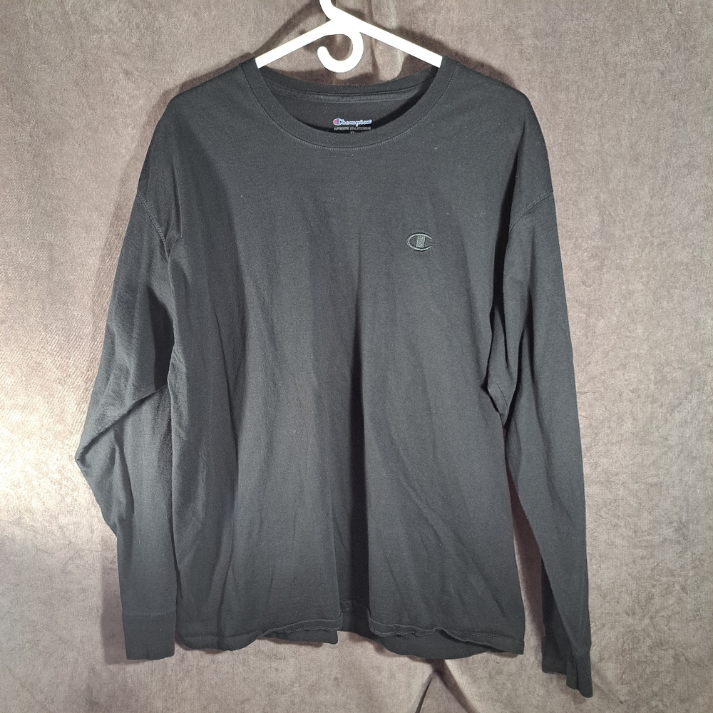 Champion Plain Black Long Sleeve Shirt with Small Emroidered Logo VG XL